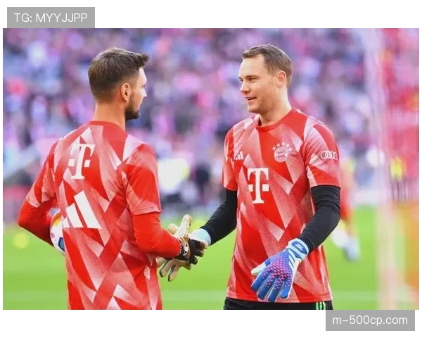 诺伊尔后场出球遭弗赖堡拦截，拜仁门将出球风险暴露德甲高压战术两面性